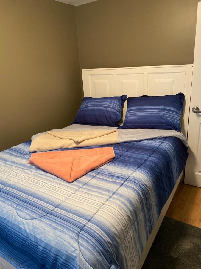 Windsor Airport Room Accommodation Exteriör bild